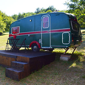 accommodation caravan tent