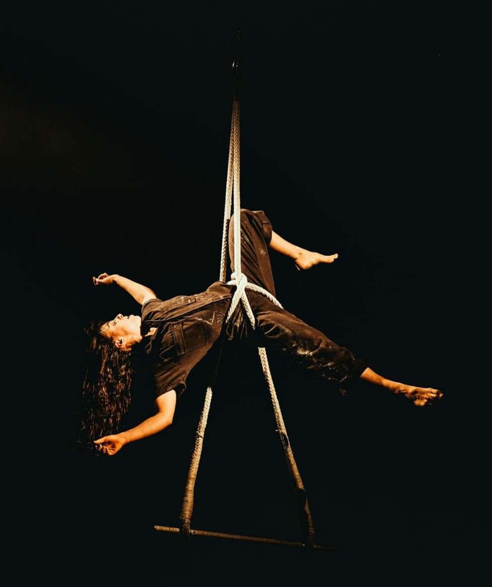 enseignant exploration du mouvement en laboratoire *atelier trapeze danse improvisation